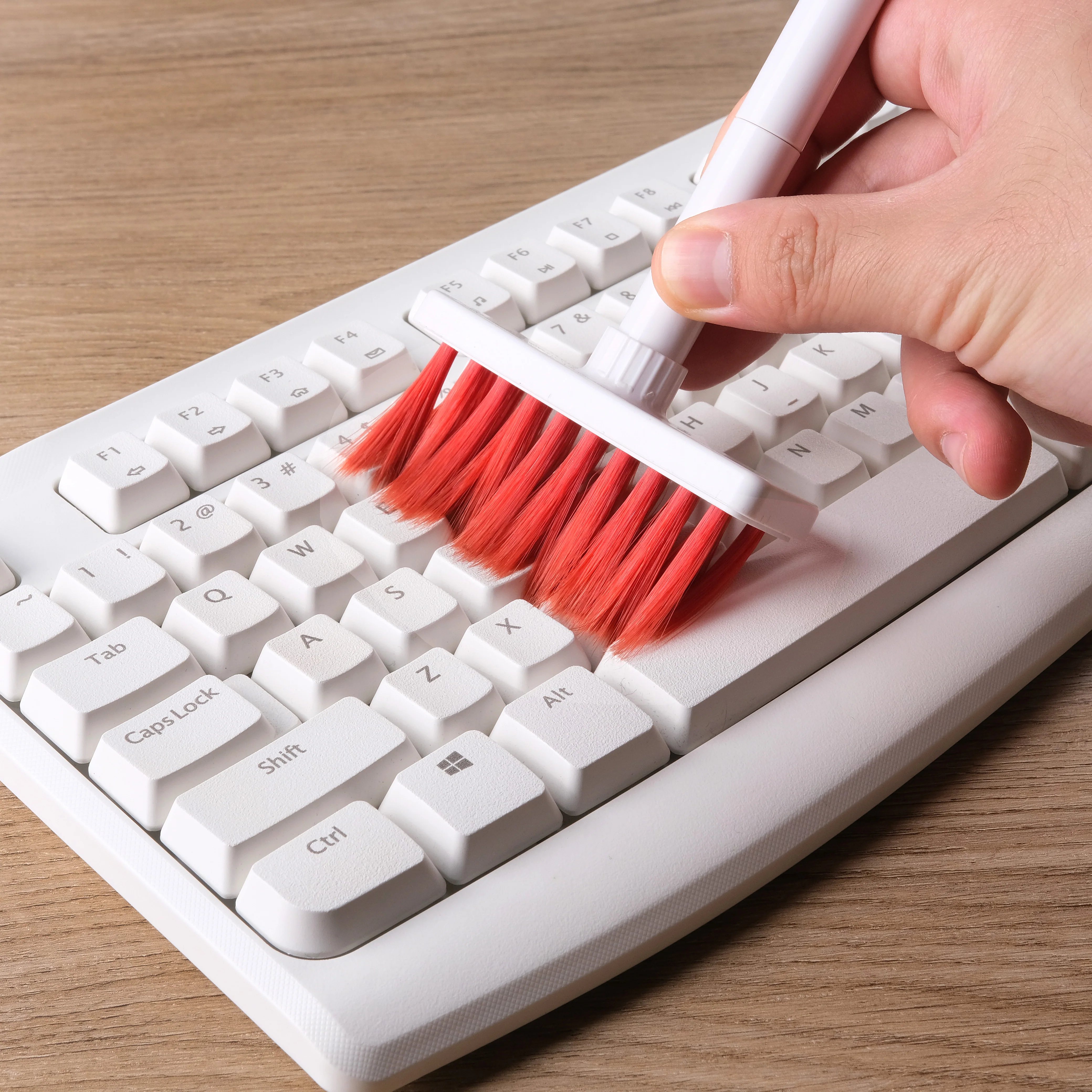 Dust Off Cleaning Kit - Image 3